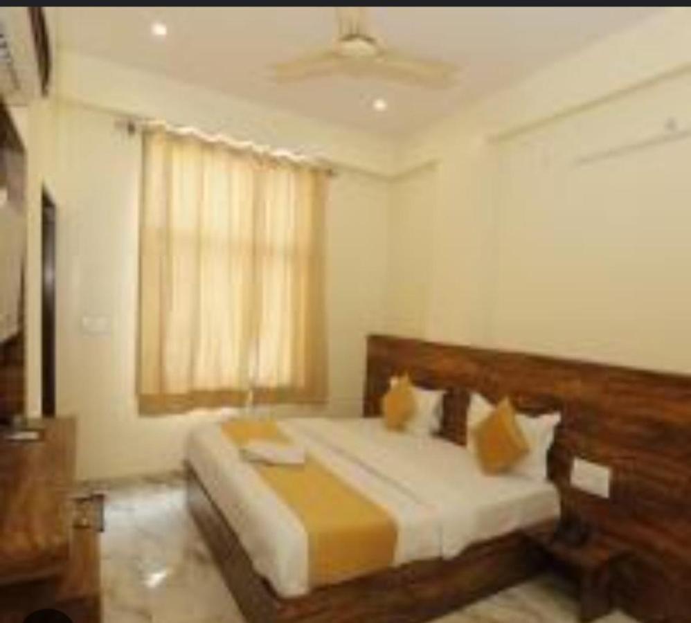 House Of Touristers Hotel Jaipur Bagian luar foto