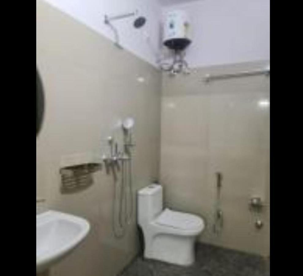House Of Touristers Hotel Jaipur Bagian luar foto